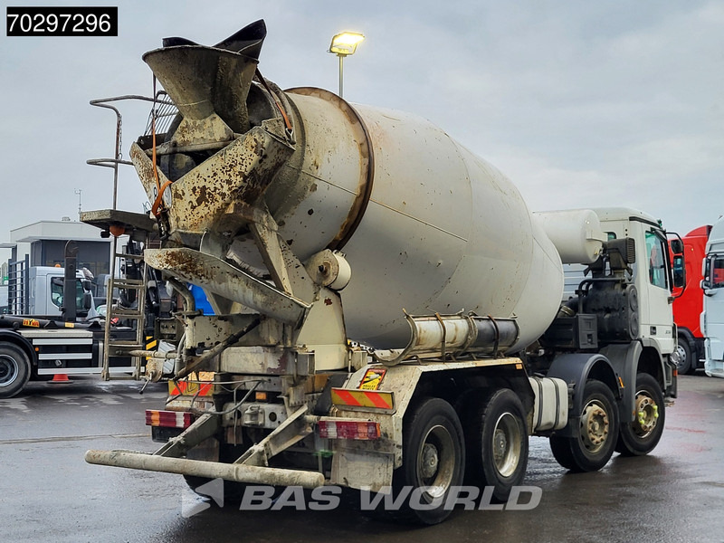 Mercedes-Benz Actros 3236 8X4 9m3 Liebherr Mixer Big-Axle Steelsuspension 3-Pedals Euro 3 - Betonvedējs: foto 5 Mercedes-Benz Actros 3236 8X4 9m3 Liebherr Mixer Big-Axle Steelsuspension 3-Pedals Euro 3 - Betonvedējs: foto 5