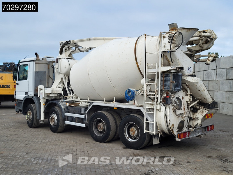 Mercedes-Benz Actros 3241 8X4 7m3 Putzmeister TMM 21-3 Retarder Big-Axle 3-Pedals Steelsuspension Euro 4 - Betonvedējs: foto 2 Mercedes-Benz Actros 3241 8X4 7m3 Putzmeister TMM 21-3 Retarder Big-Axle 3-Pedals Steelsuspension Euro 4 - Betonvedējs: foto 2