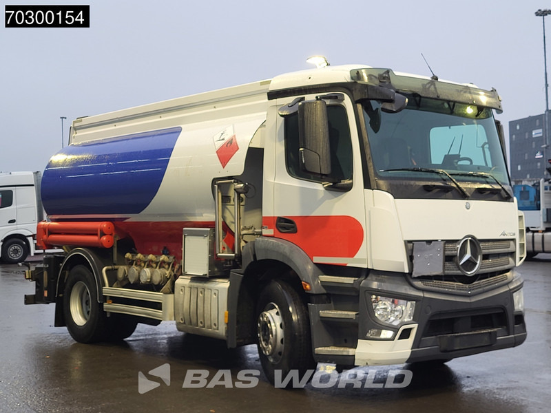 Mercedes-Benz Antos 1824 4X2 13500ltr Fuel tanker 4 comparments ADR Automatic Euro 6 - Autocisterna: foto 3 Mercedes-Benz Antos 1824 4X2 13500ltr Fuel tanker 4 comparments ADR Automatic Euro 6 - Autocisterna: foto 3