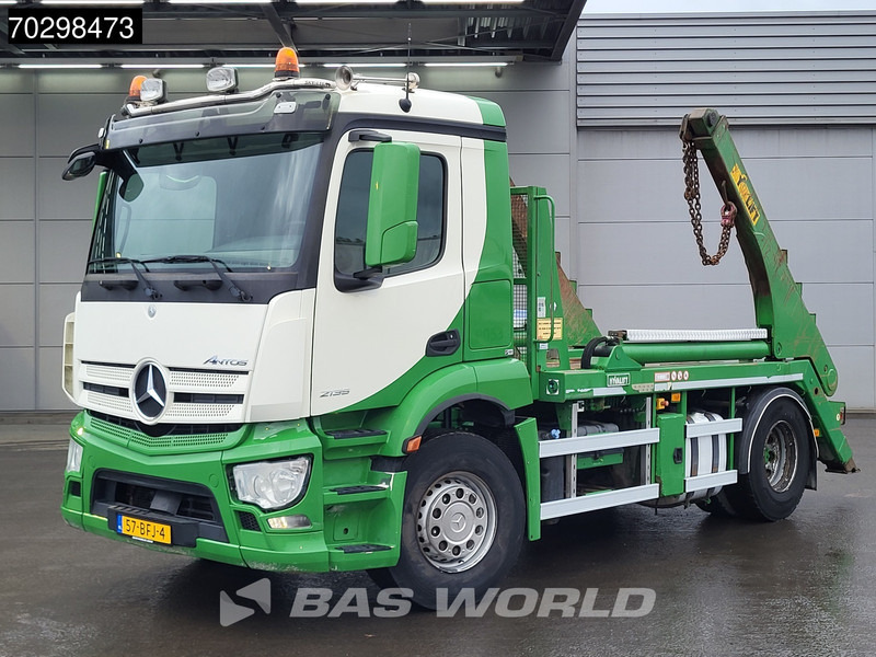 Mercedes-Benz Antos 2135 4X2 NL-Truck APK 14Tons Hyva Lift Skiploader Automatic Euro 6 - Būvgružu konteineru vedējs: foto 3 Mercedes-Benz Antos 2135 4X2 NL-Truck APK 14Tons Hyva Lift Skiploader Automatic Euro 6 - Būvgružu konteineru vedējs: foto 3