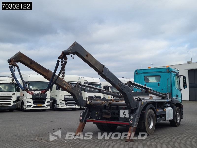 Mercedes-Benz Arocs 1846 4X2 13 tons Meiller skiploader Big-Axle Automatic Euro 6 - Būvgružu konteineru vedējs: foto 5 Mercedes-Benz Arocs 1846 4X2 13 tons Meiller skiploader Big-Axle Automatic Euro 6 - Būvgružu konteineru vedējs: foto 5