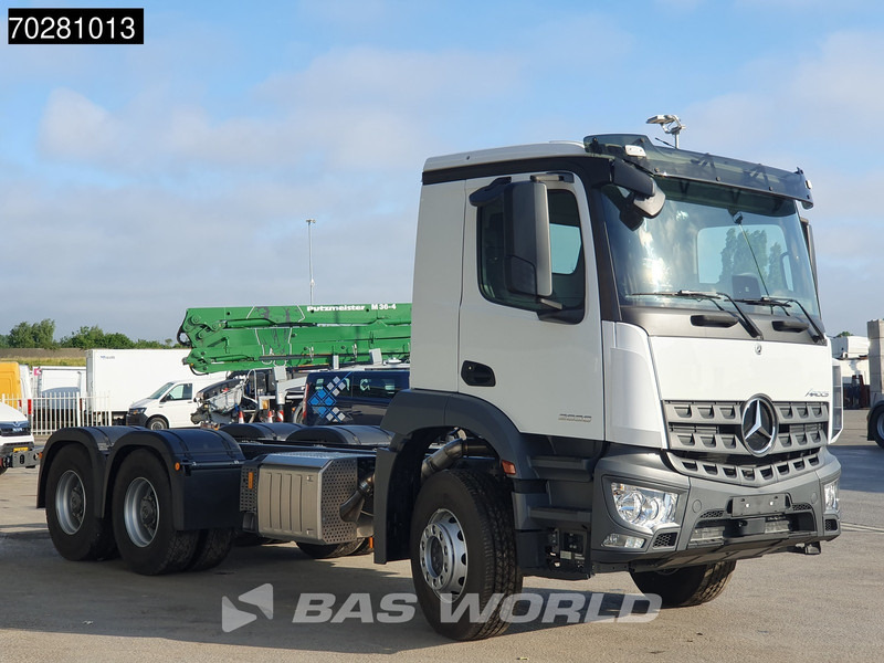 Mercedes-Benz Arocs 2636 6X4 NEW chassis Flywheel PTO Big-Axle Automatic Steelsuspension Euro 6 - Šasija kravas automašīna: foto 3 Mercedes-Benz Arocs 2636 6X4 NEW chassis Flywheel PTO Big-Axle Automatic Steelsuspension Euro 6 - Šasija kravas automašīna: foto 3