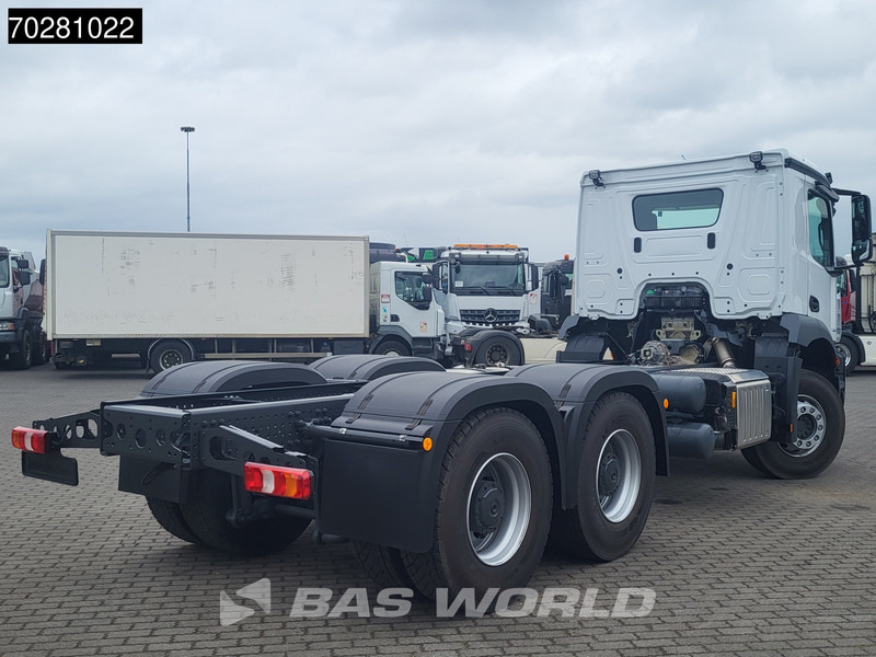 Mercedes-Benz Arocs 2636 6X4 NEW chassis Flywheel PTO Big-Axle Automatic Steelsuspension Euro 6 - Šasija kravas automašīna: foto 5 Mercedes-Benz Arocs 2636 6X4 NEW chassis Flywheel PTO Big-Axle Automatic Steelsuspension Euro 6 - Šasija kravas automašīna: foto 5
