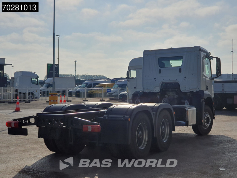 Mercedes-Benz Arocs 2636 6X4 NEW chassis Flywheel PTO Big-Axle Automatic Steelsuspension Euro 6 - Šasija kravas automašīna: foto 5 Mercedes-Benz Arocs 2636 6X4 NEW chassis Flywheel PTO Big-Axle Automatic Steelsuspension Euro 6 - Šasija kravas automašīna: foto 5