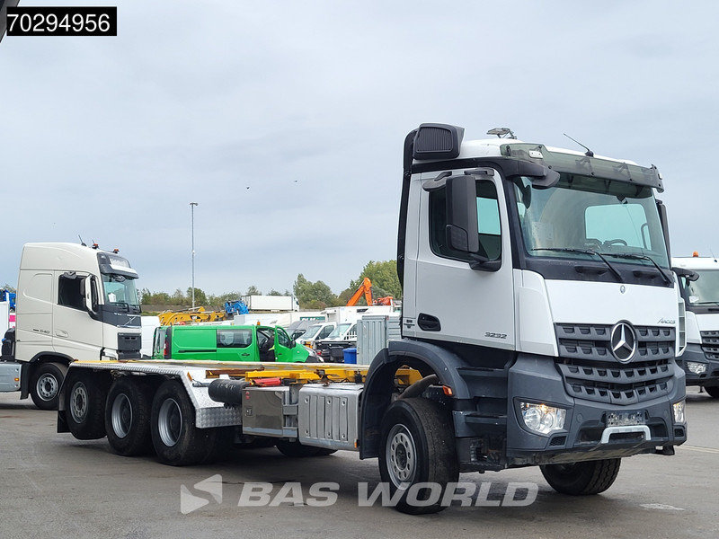 Mercedes-Benz Arocs 3232 Arocs 8X4 LOW Mileage! BDF Big-Axle Lift+Steering-Axle Euro 6 - Konteineru vedējs/ Kravas automašīna ar noņemamā virsbūve: foto 3 Mercedes-Benz Arocs 3232 Arocs 8X4 LOW Mileage! BDF Big-Axle Lift+Steering-Axle Euro 6 - Konteineru vedējs/ Kravas automašīna ar noņemamā virsbūve: foto 3