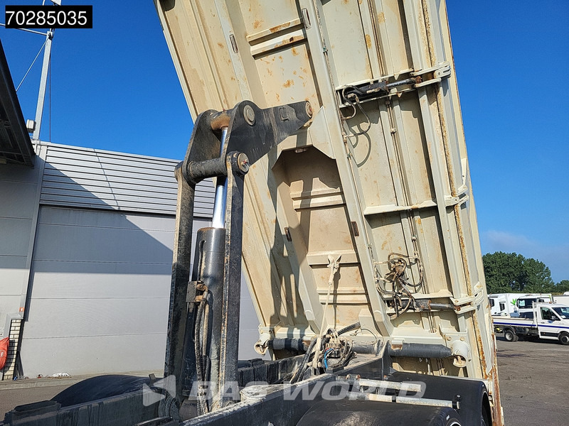 Mercedes-Benz Arocs 3240 8X4 12m3 2-side Tipper Steel Suspension Automatic Big-Axle Euro 6 - Kravas automašīna pašizgāzējs: foto 3 Mercedes-Benz Arocs 3240 8X4 12m3 2-side Tipper Steel Suspension Automatic Big-Axle Euro 6 - Kravas automašīna pašizgāzējs: foto 3