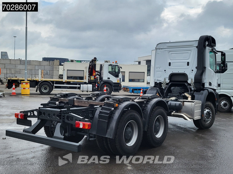 Mercedes-Benz Arocs 3342 6X4 NEW 6x4 chassis Big-Axle Automatic Steel suspension Euro 3 - Šasija kravas automašīna: foto 5 Mercedes-Benz Arocs 3342 6X4 NEW 6x4 chassis Big-Axle Automatic Steel suspension Euro 3 - Šasija kravas automašīna: foto 5