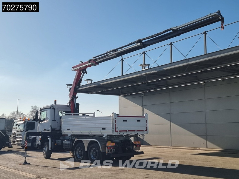 Mercedes-Benz Arocs 3348 6X6 Full Steel Retarder Fassi 25T/M Crane Kran Euro 6 - Kravas automašīna pašizgāzējs, Kravas auto ar manipulatoru: foto 2 Mercedes-Benz Arocs 3348 6X6 Full Steel Retarder Fassi 25T/M Crane Kran Euro 6 - Kravas automašīna pašizgāzējs, Kravas auto ar manipulatoru: foto 2