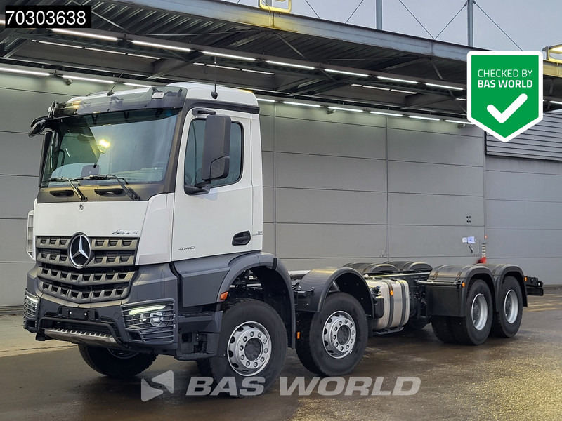 Mercedes-Benz Arocs 4140 8X4 NEW! Chassis Automatic Steelsuspension Euro 5 - Šasija kravas automašīna: foto 1 Mercedes-Benz Arocs 4140 8X4 NEW! Chassis Automatic Steelsuspension Euro 5 - Šasija kravas automašīna: foto 1