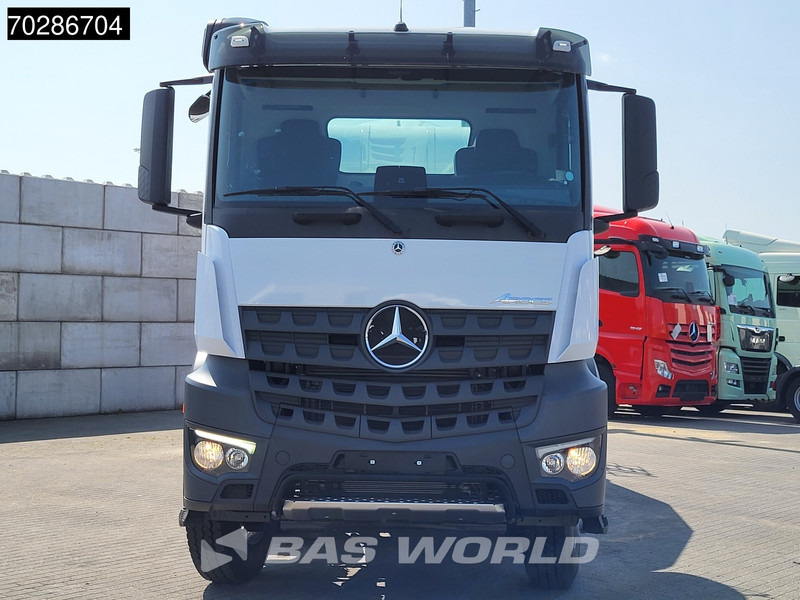 Mercedes-Benz Arocs 4245 8X4 NEW! 13m3 Schwing Stetter mixer Big-Axle Manual Euro 3 - Betonvedējs: foto 5 Mercedes-Benz Arocs 4245 8X4 NEW! 13m3 Schwing Stetter mixer Big-Axle Manual Euro 3 - Betonvedējs: foto 5