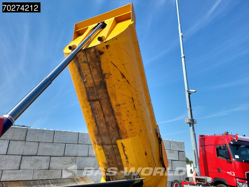 Renault Kerax 420 8X4 13m3 Marrel tipper Retarder Full Steel Manual Big-Axle Euro 3 - Kravas automašīna pašizgāzējs: foto 2 Renault Kerax 420 8X4 13m3 Marrel tipper Retarder Full Steel Manual Big-Axle Euro 3 - Kravas automašīna pašizgāzējs: foto 2