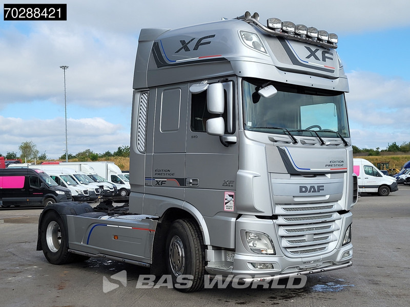 DAF XF 510 XF 4X2 SSC Retarder LED Hydrauliek Navi ACC Euro 6 - Vilcējs: foto 3 DAF XF 510 XF 4X2 SSC Retarder LED Hydrauliek Navi ACC Euro 6 - Vilcējs: foto 3