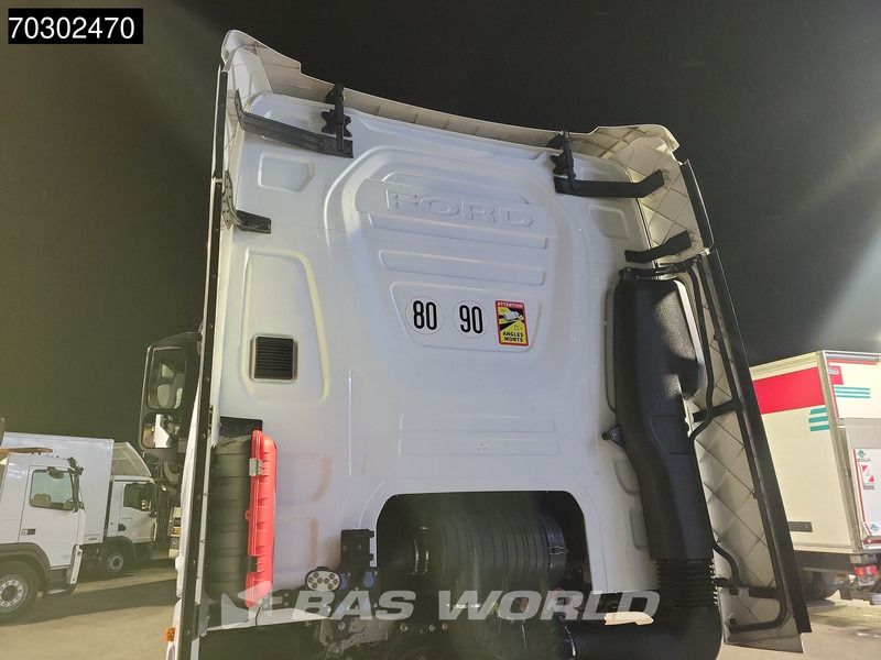 Ford F-Max 500 4X2 Retarder Standklima 2xTanks ACC LED Euro 6 - Vilcējs: foto 5 Ford F-Max 500 4X2 Retarder Standklima 2xTanks ACC LED Euro 6 - Vilcējs: foto 5