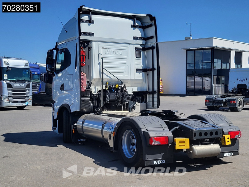 Iveco S-Way 460 4X2 LNG Retarder 2x Tanks Standklima LED Navi - Vilcējs: foto 2 Iveco S-Way 460 4X2 LNG Retarder 2x Tanks Standklima LED Navi - Vilcējs: foto 2