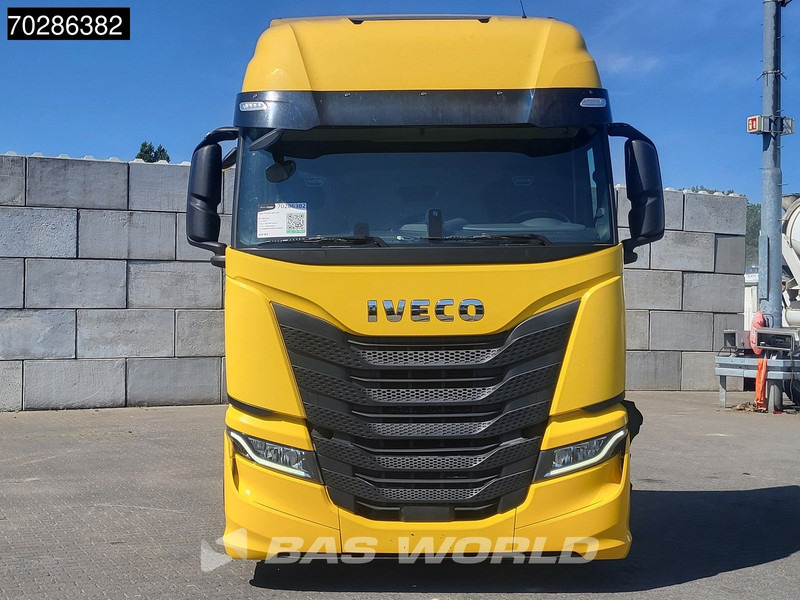 Iveco S-Way 460 4X2 Retarder Mega ACC Euro 6 - Vilcējs: foto 3 Iveco S-Way 460 4X2 Retarder Mega ACC Euro 6 - Vilcējs: foto 3