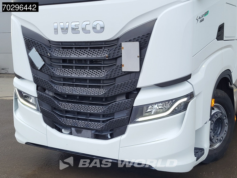 Vilcējs Iveco S-Way 460 S-Way 4X2 LNG! Retarder 2X Tanks: foto 16