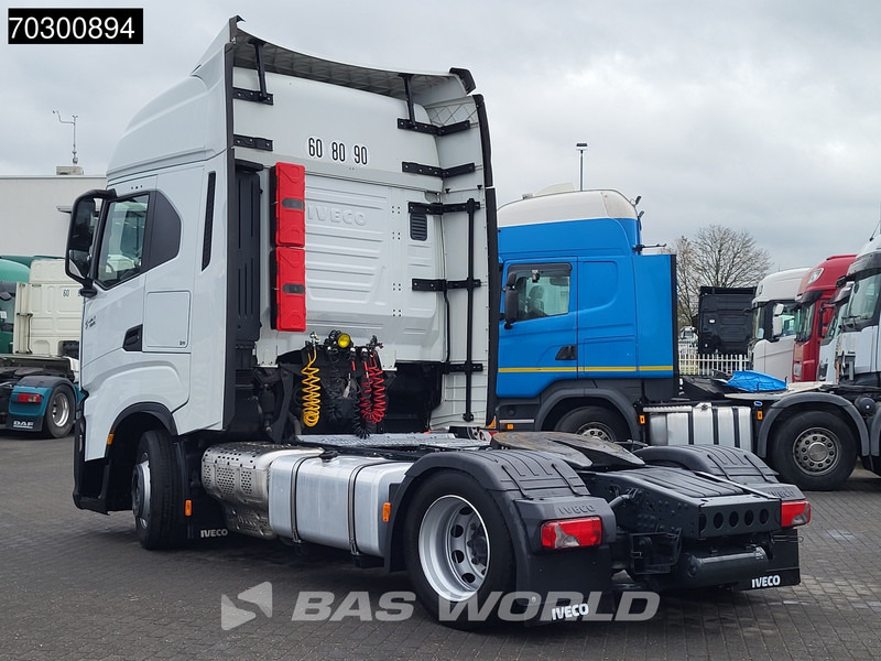 Iveco S-Way 460 S-Way 4X2 Mega Retarder 2xTanks ACC Euro 6 - Vilcējs: foto 2 Iveco S-Way 460 S-Way 4X2 Mega Retarder 2xTanks ACC Euro 6 - Vilcējs: foto 2