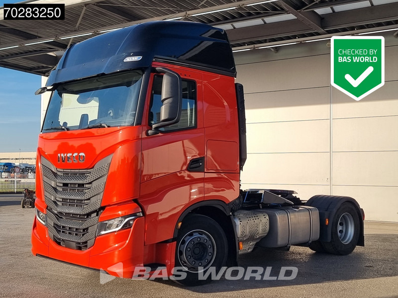 Iveco S-Way 490 4X2 DAMAGED! chassis bent 2x Tanks LED Navi Euro 6 - Vilcējs: foto 1 Iveco S-Way 490 4X2 DAMAGED! chassis bent 2x Tanks LED Navi Euro 6 - Vilcējs: foto 1