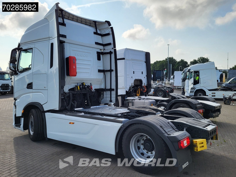 Iveco S-Way 490 4X2 Retarder Standklima 2xTanks Navi ACC LED Euro 6 - Vilcējs: foto 2 Iveco S-Way 490 4X2 Retarder Standklima 2xTanks Navi ACC LED Euro 6 - Vilcējs: foto 2