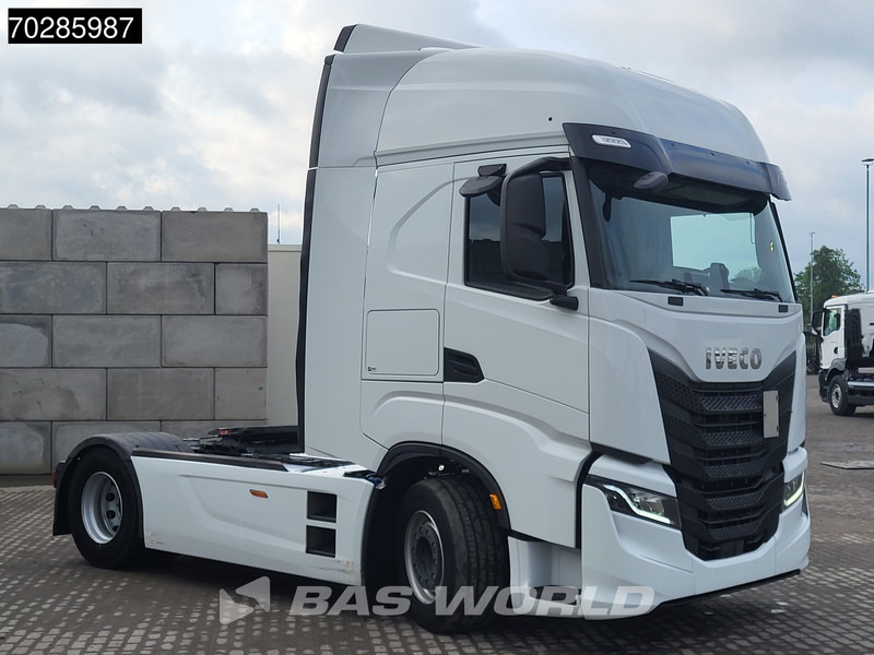 Iveco S-Way 490 4X2 Retarder Standklima 2xTanks Navi - Vilcējs: foto 3 Iveco S-Way 490 4X2 Retarder Standklima 2xTanks Navi - Vilcējs: foto 3
