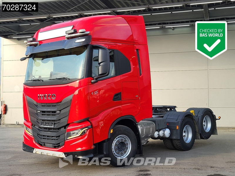 Iveco S-Way 570 6X2 Full-Air Retarder Hydrauliek Liftachse ACC Navi LED Euro 6 - Vilcējs: foto 1 Iveco S-Way 570 6X2 Full-Air Retarder Hydrauliek Liftachse ACC Navi LED Euro 6 - Vilcējs: foto 1