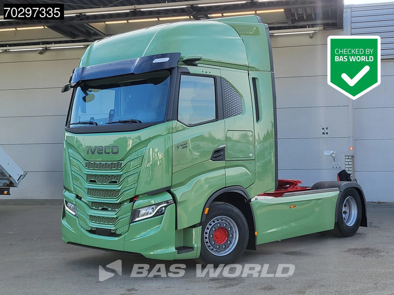 Iveco S-Way 580 4X2 NEW! Electric Steering Standklima Navi ACC LED Euro 6 - Vilcējs: foto 1 Iveco S-Way 580 4X2 NEW! Electric Steering Standklima Navi ACC LED Euro 6 - Vilcējs: foto 1