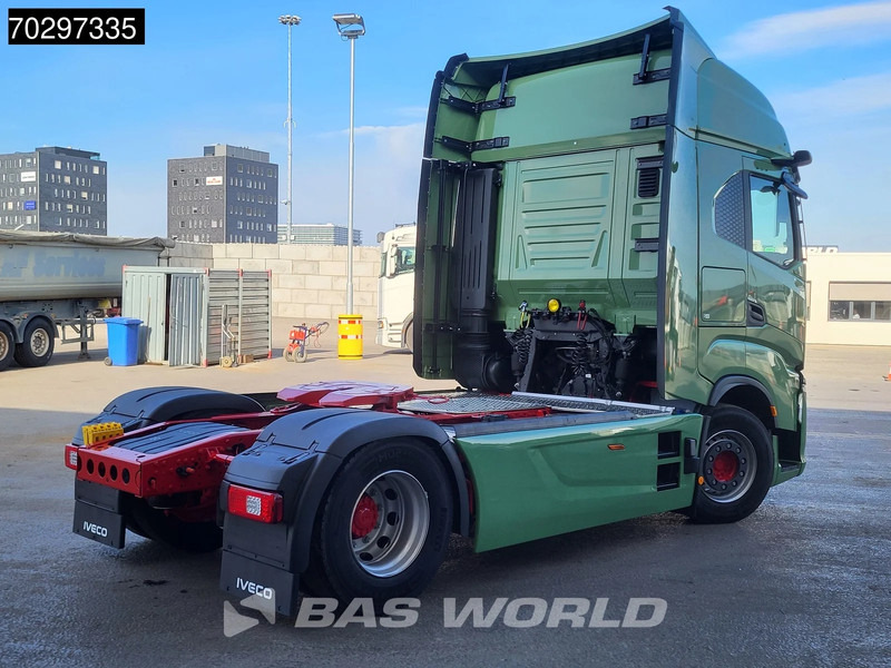 Iveco S-Way 580 4X2 NEW! Electric Steering Standklima Navi ACC LED Euro 6 - Vilcējs: foto 5 Iveco S-Way 580 4X2 NEW! Electric Steering Standklima Navi ACC LED Euro 6 - Vilcējs: foto 5
