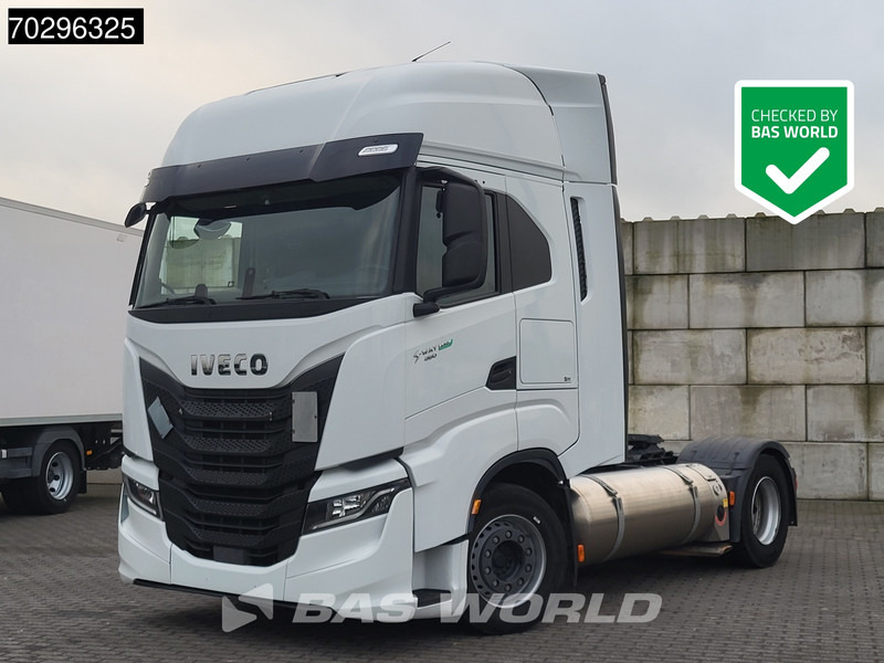 Iveco S-Way S-Way 4X2 LNG Retarder 2X Tanks - Vilcējs: foto 2 Iveco S-Way S-Way 4X2 LNG Retarder 2X Tanks - Vilcējs: foto 2