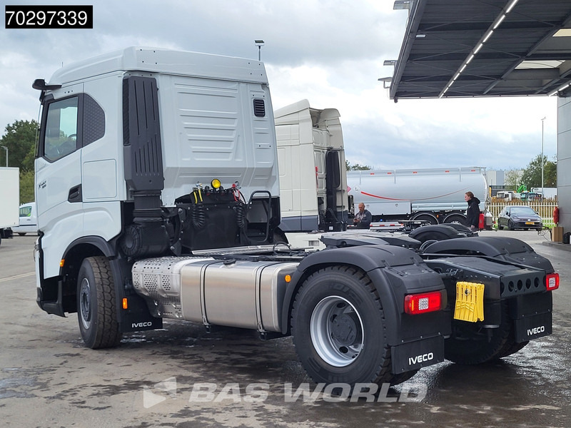 Iveco X-Way 500 4X2 NEW! Retarder Big-Axle Standklima MirrorCam Navi LED ACC Euro 6 - Vilcējs: foto 2 Iveco X-Way 500 4X2 NEW! Retarder Big-Axle Standklima MirrorCam Navi LED ACC Euro 6 - Vilcējs: foto 2