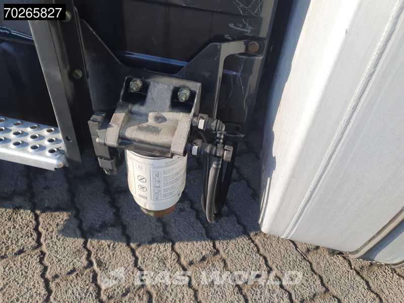 Vilcējs MAN TGX 18.460 4X2 XLX Retarder 2x Tanks ACC Standklima: foto 11