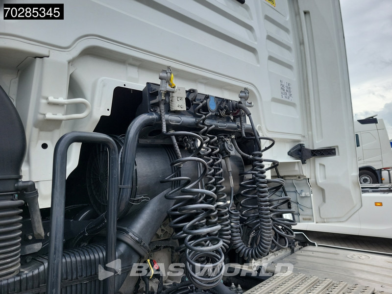 Vilcējs MAN TGX 18.480 4X2 Retarder Standklima 2xTanks LED Euro 6: foto 13