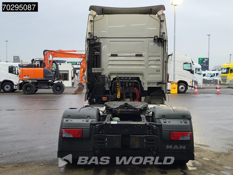MAN TGX 18.500 4X2 XXL Mega Retarder 2x Tanks Full-Air - Vilcējs: foto 3 MAN TGX 18.500 4X2 XXL Mega Retarder 2x Tanks Full-Air - Vilcējs: foto 3