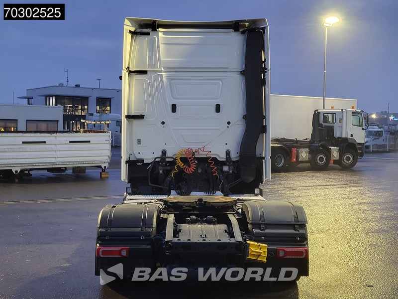 Mercedes-Benz Actros 1845 4X2 GigaSpace Mega Retarder 2xTanks ACC Standklima Euro 6 - Vilcējs: foto 3 Mercedes-Benz Actros 1845 4X2 GigaSpace Mega Retarder 2xTanks ACC Standklima Euro 6 - Vilcējs: foto 3