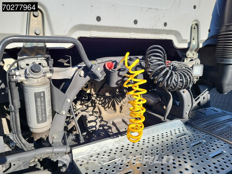Mercedes-Benz Actros 1851 Actros 4X2 BigSpace 2x Tanks - Vilcējs: foto 5 Mercedes-Benz Actros 1851 Actros 4X2 BigSpace 2x Tanks - Vilcējs: foto 5