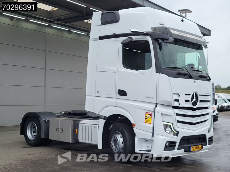 Mercedes-Benz Actros 1942 4X2 GigaSpace NL-Truck Standairco Navi Euro 6 - Vilcējs: foto 3 Mercedes-Benz Actros 1942 4X2 GigaSpace NL-Truck Standairco Navi Euro 6 - Vilcējs: foto 3