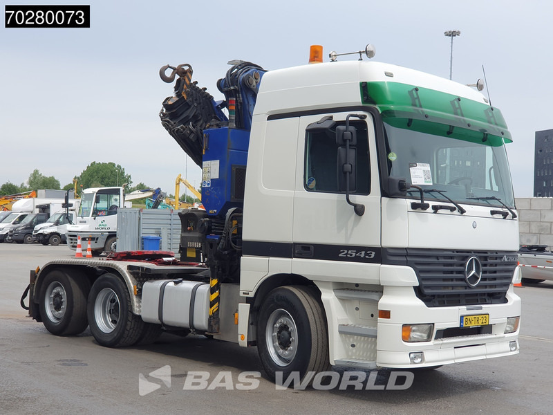 Vilcējs Mercedes-Benz Actros 2543 Actros 6X2 NL-Truck Liftachse 3-Pedals Kran PM 40 SP 2010 Euro 3: foto 10
