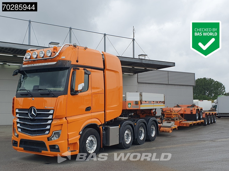 Mercedes-Benz Actros 4163 8X4 180T GigaSpace Retarder Hydrauliek BigAxle Alcoa´s // Lowbed Trailer / 6 Axles / Hydraulic Pendle Axles / Extend - Vilcējs: foto 1 Mercedes-Benz Actros 4163 8X4 180T GigaSpace Retarder Hydrauliek BigAxle Alcoa´s // Lowbed Trailer / 6 Axles / Hydraulic Pendle Axles / Extend - Vilcējs: foto 1
