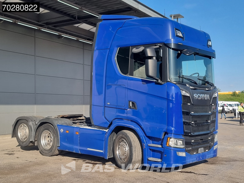 Scania S520 6X2 Retarder 2x Tanks Liftachse Navi LED - Vilcējs: foto 3 Scania S520 6X2 Retarder 2x Tanks Liftachse Navi LED - Vilcējs: foto 3
