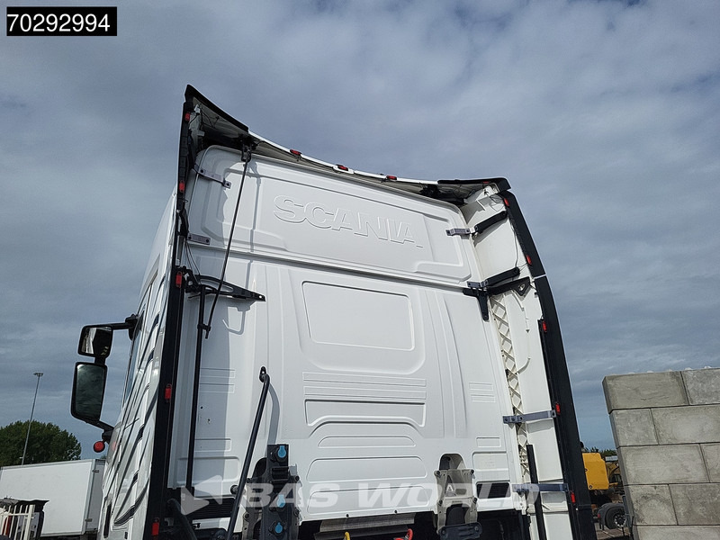 Scania S520 S 4X2 Retarder Full-Air 2x Tanks Leder Standklima Navi ACC LED Euro 6 - Vilcējs: foto 5 Scania S520 S 4X2 Retarder Full-Air 2x Tanks Leder Standklima Navi ACC LED Euro 6 - Vilcējs: foto 5