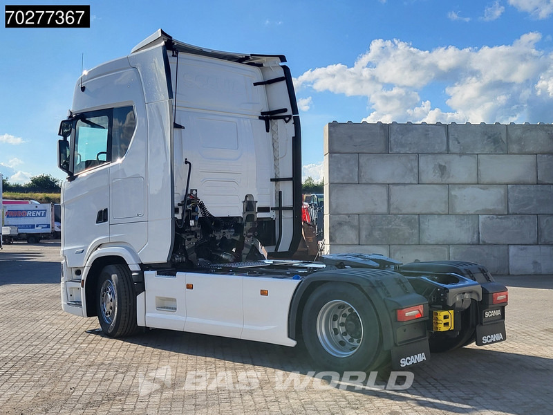 Scania S560 4X2 NEW! Retarder Full-Air 2xTanks Leder Standklima Navi ACC LED - Vilcējs: foto 2 Scania S560 4X2 NEW! Retarder Full-Air 2xTanks Leder Standklima Navi ACC LED - Vilcējs: foto 2