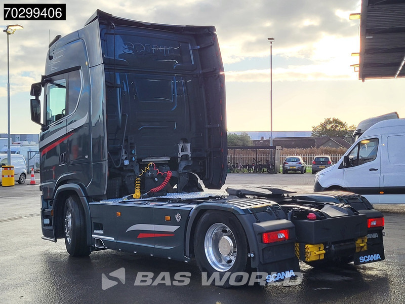 Scania S580 S 4X2 Full-Air Retarder Standairco 2xTanks Leder Navi ACC LED Euro 6 - Vilcējs: foto 2 Scania S580 S 4X2 Full-Air Retarder Standairco 2xTanks Leder Navi ACC LED Euro 6 - Vilcējs: foto 2