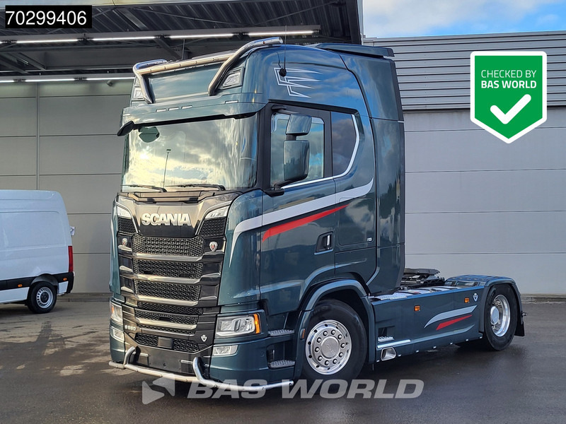 Scania S580 S 4X2 Full-Air Retarder Standairco 2xTanks Leder Navi ACC LED Euro 6 - Vilcējs: foto 1 Scania S580 S 4X2 Full-Air Retarder Standairco 2xTanks Leder Navi ACC LED Euro 6 - Vilcējs: foto 1