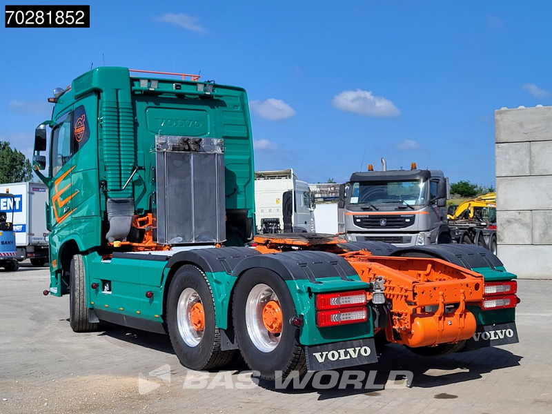 Volvo FH16 750 FH16 6X4 Retarder Full-Air Liftachse Hydraulik Big-Axle VDS Navi Xenon - Vilcējs: foto 2 Volvo FH16 750 FH16 6X4 Retarder Full-Air Liftachse Hydraulik Big-Axle VDS Navi Xenon - Vilcējs: foto 2