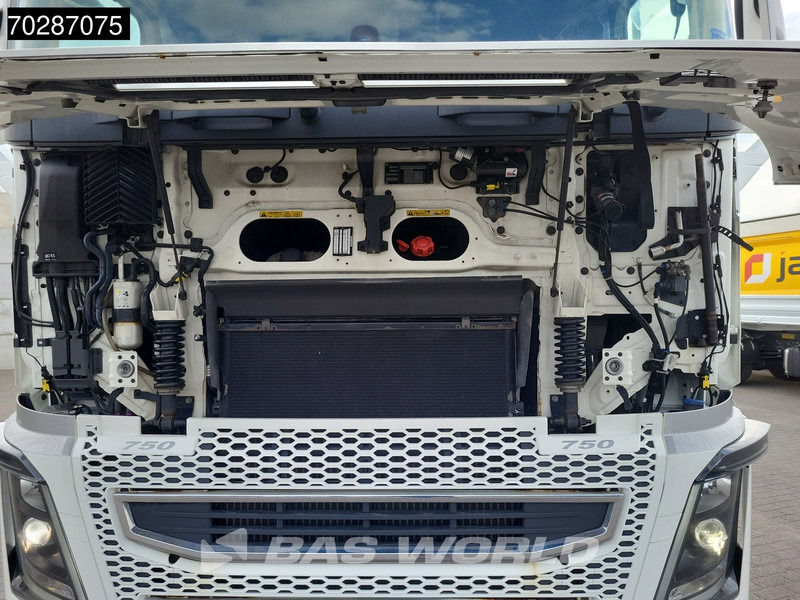 Vilcējs Volvo FH16 750 FH16 6X4 Retarder Liftachse Full-Air Xenon Euro 6: foto 9