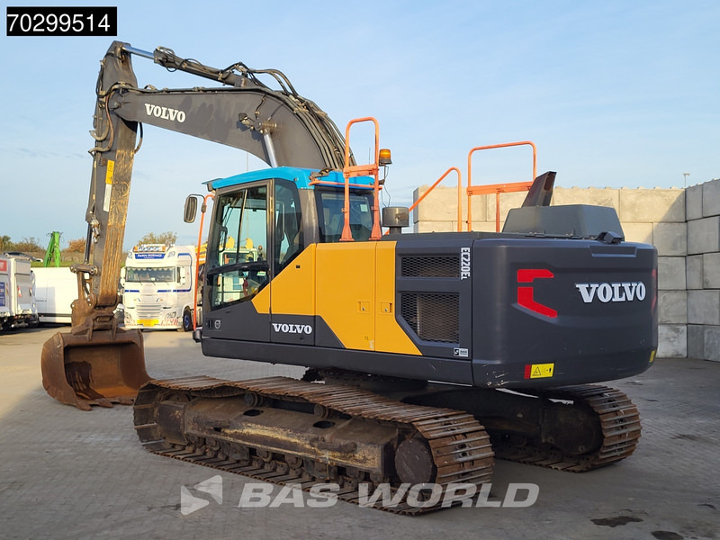 Volvo EC220 E L - Kāpurķēžu ekskavators: foto 2 Volvo EC220 E L - Kāpurķēžu ekskavators: foto 2