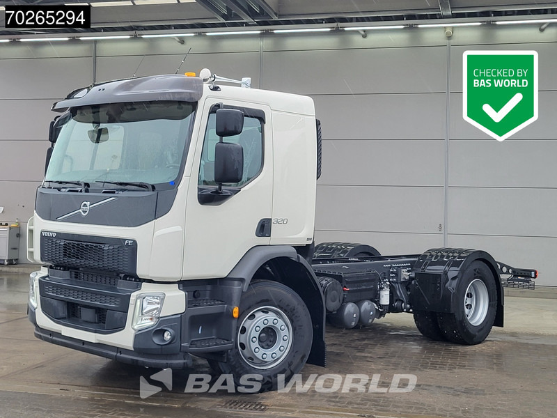 Volvo FE 320 4X2 NEW 18t chassis PTO Preparation Automatic Euro 6 - Šasija kravas automašīna: foto 1 Volvo FE 320 4X2 NEW 18t chassis PTO Preparation Automatic Euro 6 - Šasija kravas automašīna: foto 1