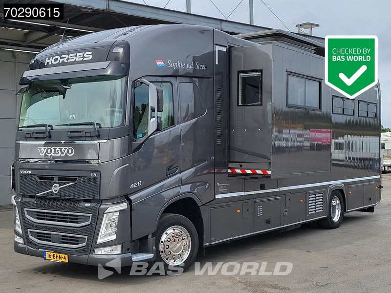 Volvo FH 420 FH 4X2 NL-Truck STX Horse truck + Living 4 Horses Navi ACC Euro 6 - Zirgu kravas automašīna: foto 1 Volvo FH 420 FH 4X2 NL-Truck STX Horse truck + Living 4 Horses Navi ACC Euro 6 - Zirgu kravas automašīna: foto 1