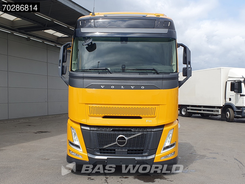 Jaunā Šasija kravas automašīna Volvo FH 460 6X2 NEW chassis! Full air Suspension Lift-Axle Navi ACC LED Euro 6: foto 6