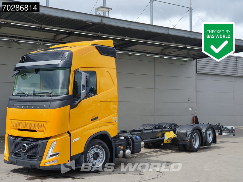 Volvo FH 460 6X2 NEW chassis! Full air Suspension Lift-Axle Navi ACC LED Euro 6 - Šasija kravas automašīna: foto 1 Volvo FH 460 6X2 NEW chassis! Full air Suspension Lift-Axle Navi ACC LED Euro 6 - Šasija kravas automašīna: foto 1