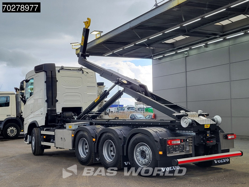 Volvo FH 540 8X4 NEW! HYVA 30-62 Heavy-Duty Lift-Steering Axle Retarder Euro 6 - Pacēlājs ar āķi: foto 2 Volvo FH 540 8X4 NEW! HYVA 30-62 Heavy-Duty Lift-Steering Axle Retarder Euro 6 - Pacēlājs ar āķi: foto 2
